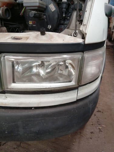 Phare avant droit iveco - avant,